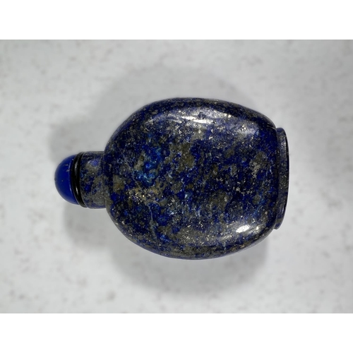 576C - A Chinese Lapis Lazuli snuff bottle, height 6cm