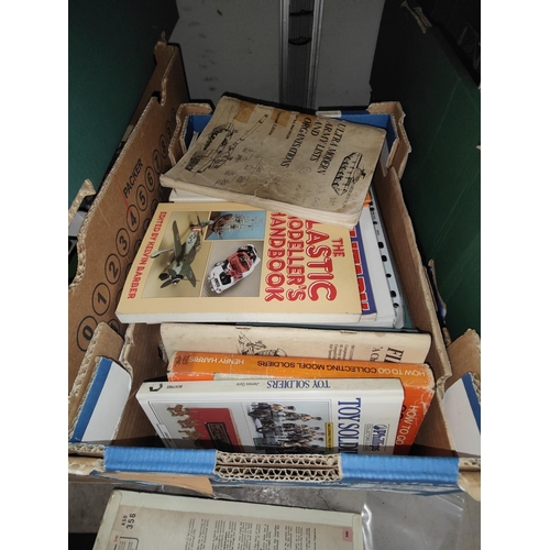 357 - LEAD SOLDIERS; lead farm animals, plastic soldiers - two trays - and related books.