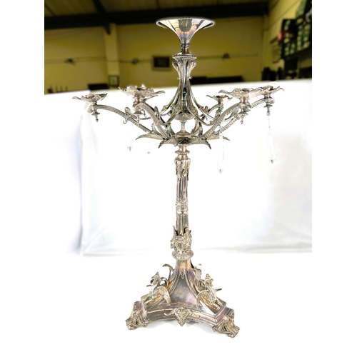 640 - A large ornate 6 branch candelabrum with cast acanthus + face mask decoration to the columns and 3 G... 