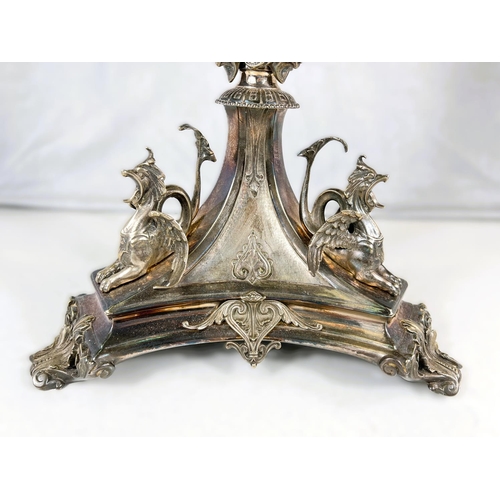 640 - A large ornate 6 branch candelabrum with cast acanthus + face mask decoration to the columns and 3 G... 