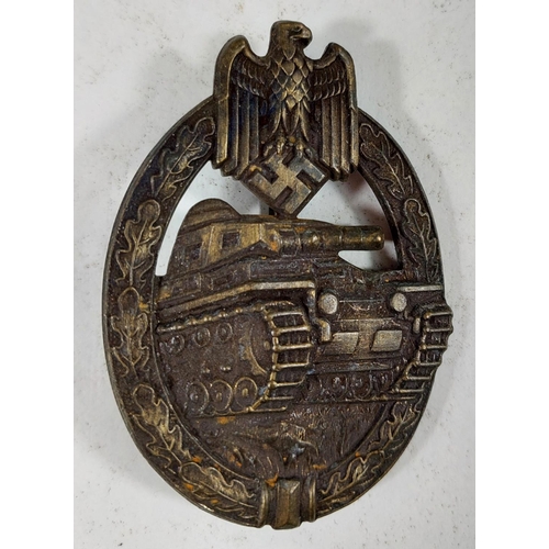 286 - A Third Reich Panzer Assault Badge, Bronze Grade, makers mark RS&S.