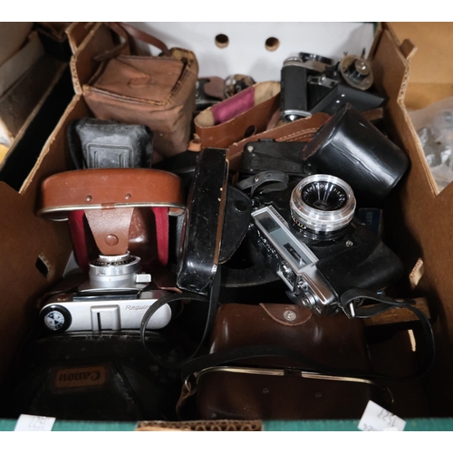 135 - A collection of Practika, Yashica and other vintage cameras and lenses etc