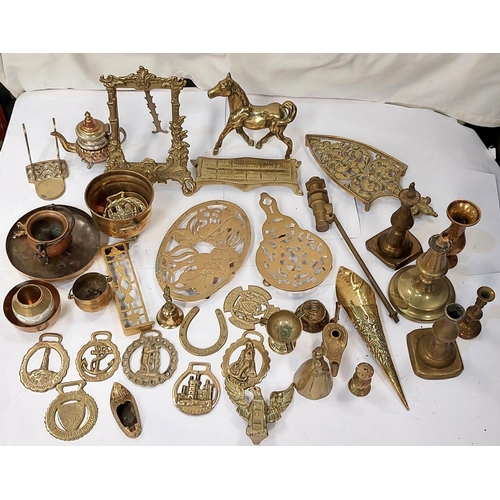 90B - A selection of brassware etc