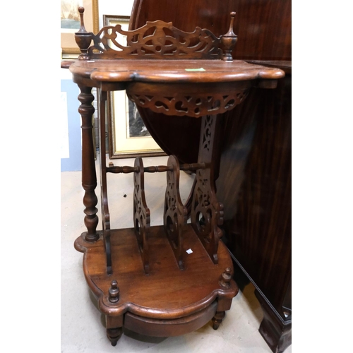 1008 - A Victorian mahogany whatnot with pierced rack beneath and a mahogany table.