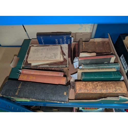 30D - A collection of vintage books including first editions etc.