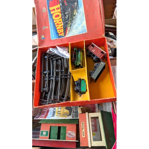 365 - A collection of vintage diecast trains, planes and ships etc 