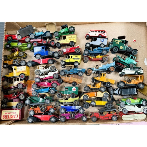 379A - A large selection of boxed and loose 'Days Gone' and other diecast vehicles.