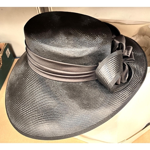 38 - A vintage boater hat and vintage panama hats and another in box; two reading floor lamps.