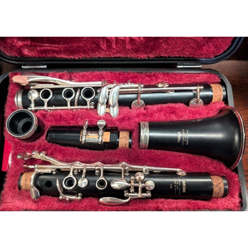 380 - A Yamaha 26II cased clarinet (seen little use).