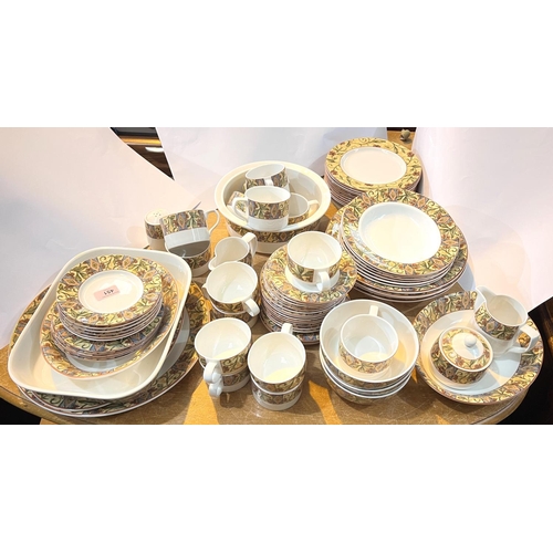 451 - A Doulton 'Everyday' part service in 'Cinnabar' design comprising approx. 26 pieces (plus 6 dinner p... 