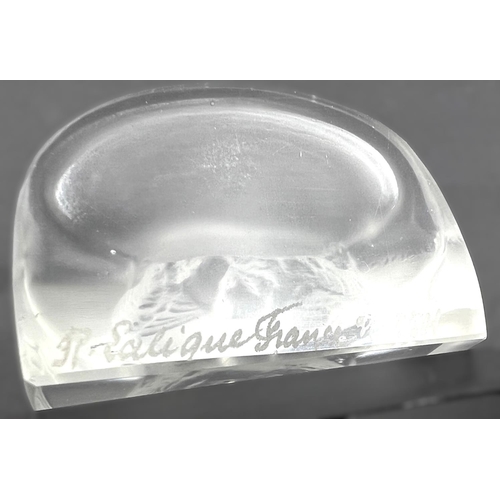 464 - A LALIQUE ring / pin dish with central birds, width 10cm, signature to base; a pair of Lalique menu ... 