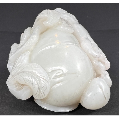 613 - A white jade 