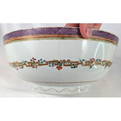 623 - A circa 1800 Chinese punch bowl with polychrome decoration, dia. 29cm (hairline)