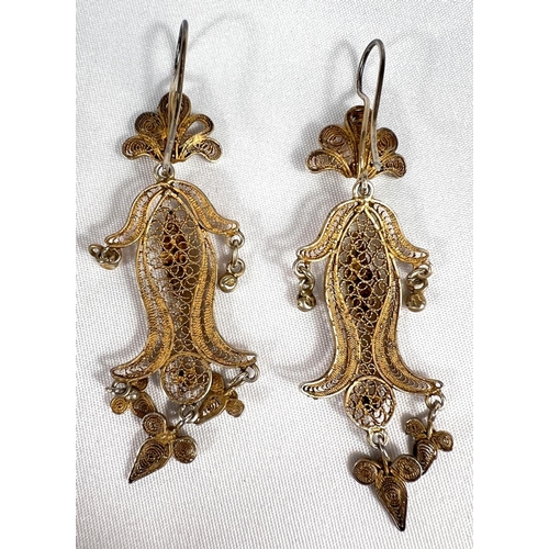 665 - Vintage earrings, a pair of late 19th century silver filigree, boxed.