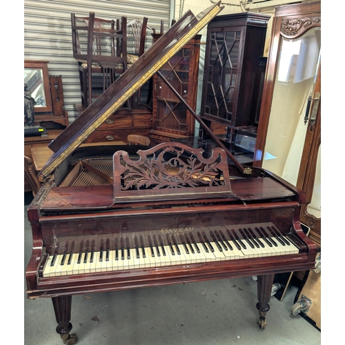 872 - An early 20th Century Gaveau Paris baby grand piano