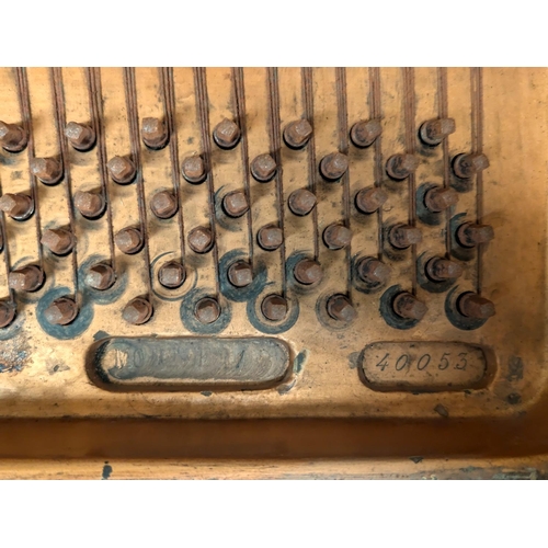 872 - An early 20th Century Gaveau Paris baby grand piano