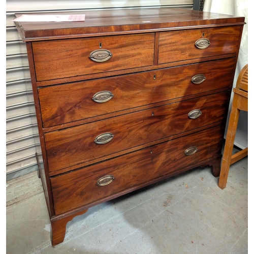 961 - A Georgian mahogany chest of three long two short drawers