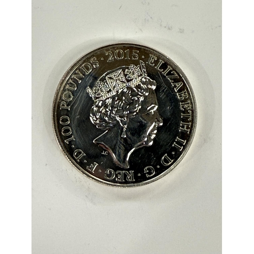 274 - GB: £100 BUCKINGHAM PALACE, silver coin.