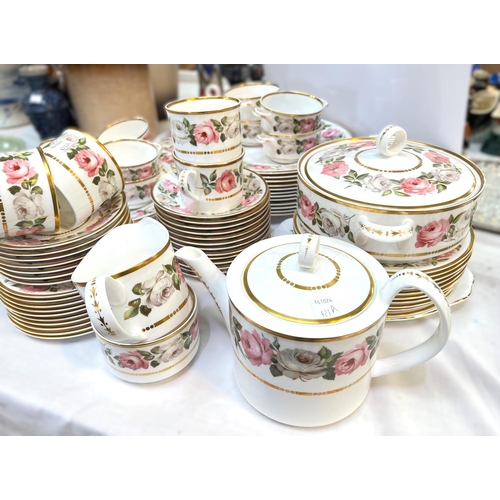 421A - A 37-piece Royal Worcester Royal Garden dinner service teapot plates, etc.