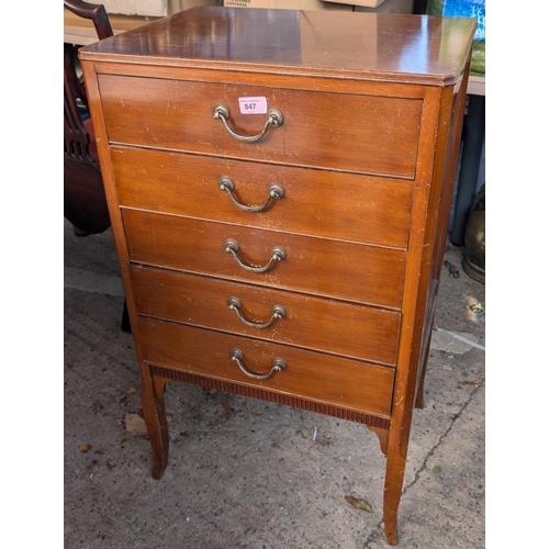 847 - An early 20th Century mahogany 5-height music cabinet.