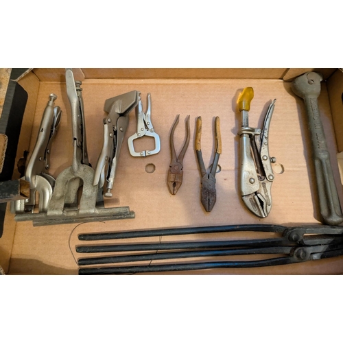 82 - Quenching tongs, Swedish Siever 3600 Rolson clamps, C-clamps, straight jaw pliers, sheet clamp, weld... 