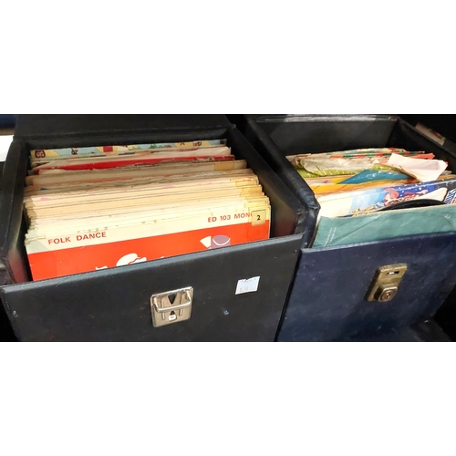 129 - A large quantity of mid-late 20th Century LP records including ballroom dancing; a large selection o... 