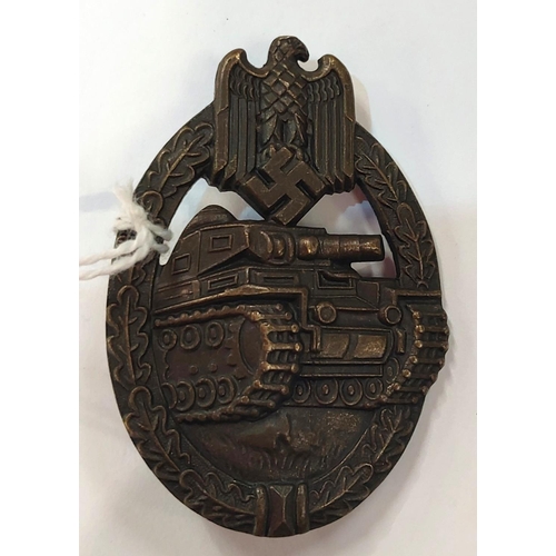 160 - Third Reich army/waffen SS tank battle badge in bronze, early type c. 1940 issued by 