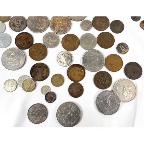 328 - A collection of world coinage, UK, USA etc.