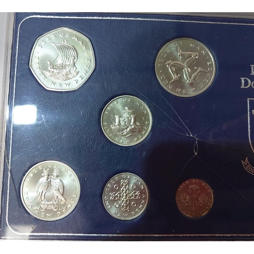 335 - A 1975 10M sterling silver decimal coin set, other silver proof crowns etc.