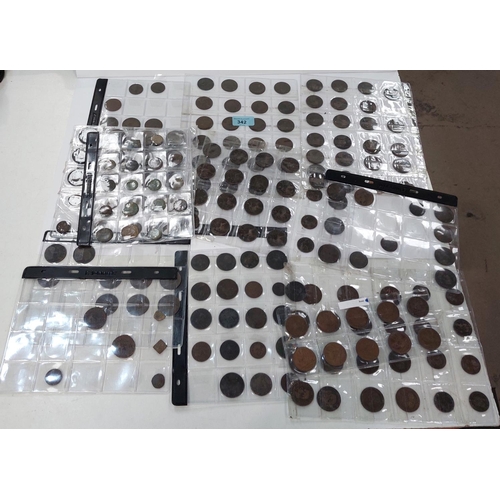 342 - A quantity of GB QV pennies and other coins.