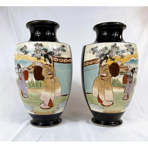 423 - A pair of early/mid 20th Century Japanese baluster satsuma vases, height 27cm.