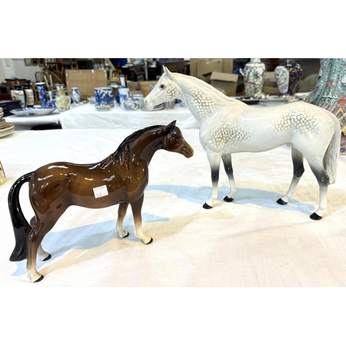 568 - BESWICK, a group of 3 dappled horses, 31cm, 28cm and 20cm; another horse