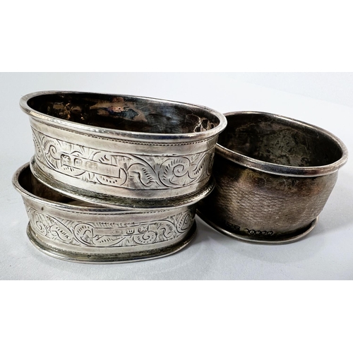 716 - A Mexican sombrero hat, stamped 'Sanborns Mexico Sterling'; 3 hallmarked silver napkin rings, 3.6oz