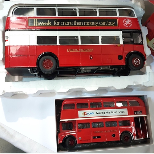 85 - A SUNSTAR Routemaster London Bus, 1:24 scale and a METTOY tinplate clockwork bus.