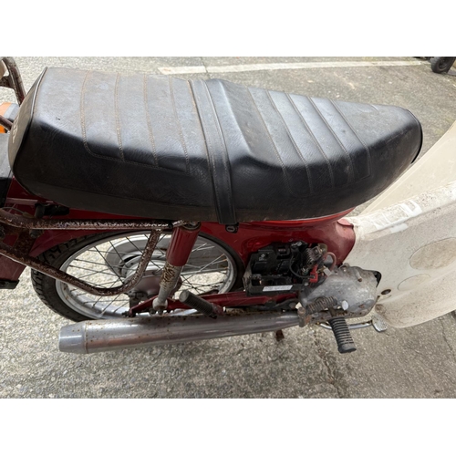 1 - A Honda Cub 90 Economy vintage scooter (from deceased estate no paperwork but keys present)85cc, Jul... 