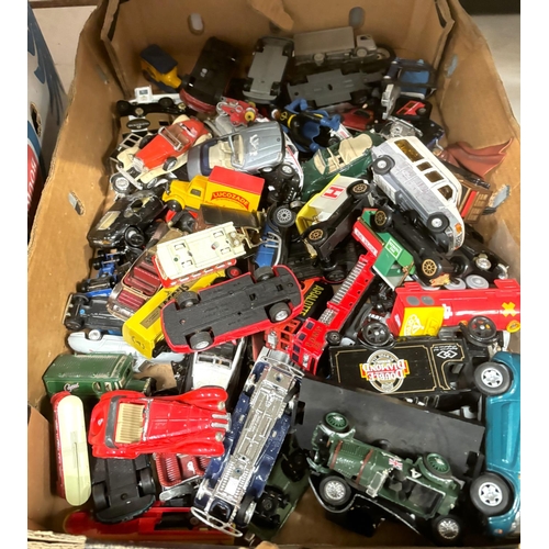 343A - A selection of vintage diecast vehicles, loose.