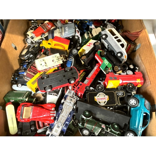 343A - A selection of vintage diecast vehicles, loose.