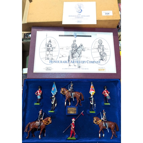 354 - Britain's Soldiers, 'The Honourable Artillery Company' No. 1497, boxed.
