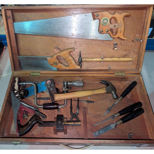 74 - A tool chest and contents.