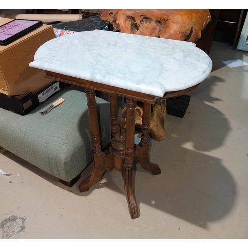 854 - A Victorian style marble top pedestal occasional table with spare top.