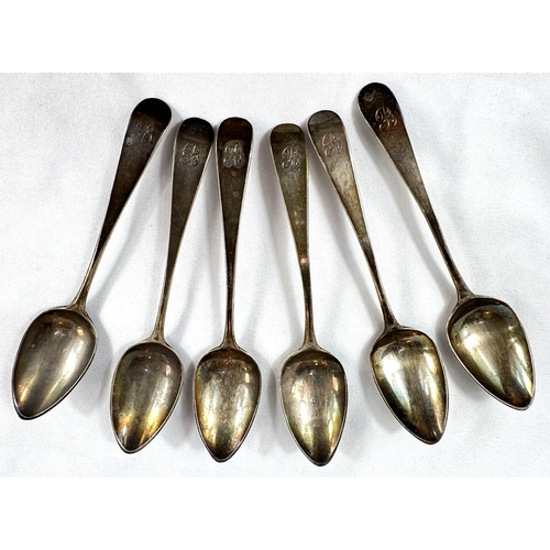 720A - A set of six Georgian hallmarked silver spoons with monogrammed B to top 2.9oz