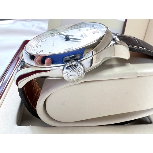 649 - A Longines Master Collection automatic stainless steel cased wristwatch, date on the quarter past, w... 