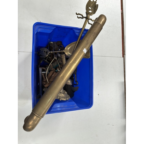 182 - A collection of Art Deco and other brass and metal door handles, fittings etc.