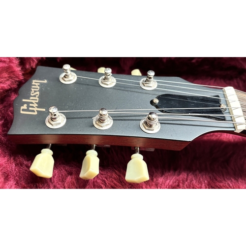 52 - A GIBSON SG STANDARD guitar, 2004, mahogany body, twin humbucker pickups, SERIAL NUMBER 00054406, ad... 