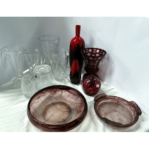 527 - An Art Deco mottled glass table centre, a collection of coloured and other glass vases; a Doulton Fl... 