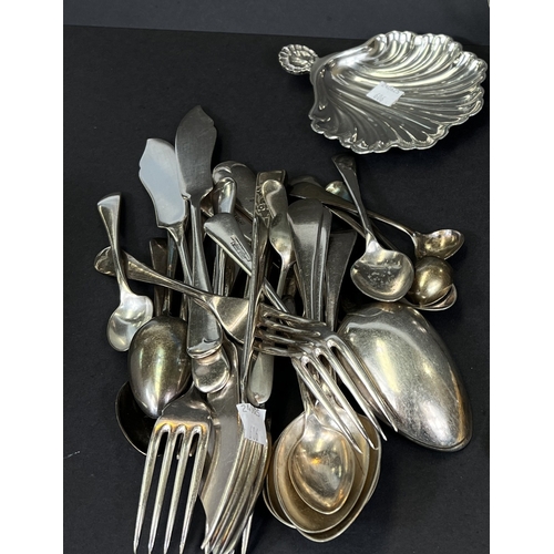 606 - A selection of silver plated items, teapot, basket and others; a collection of silver plated cutlery... 