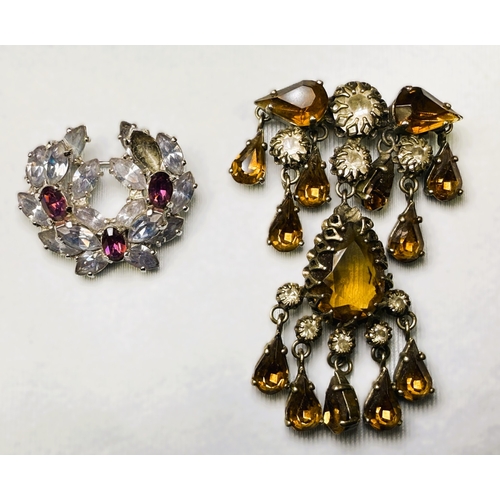 622 - Vintage Christian Dior, designed by Mitchel Maer, circa 1950's - a brooch formed from pear-shaped br... 