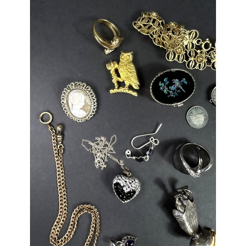 642 - A collection of silver, white metal and gilt costume jewellery, enamel brooches etc approx 211gms we... 