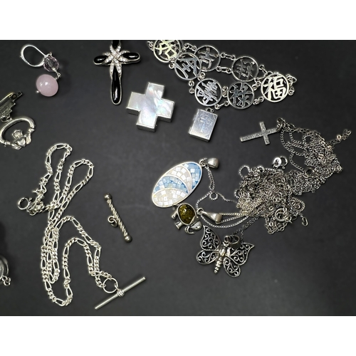 642 - A collection of silver, white metal and gilt costume jewellery, enamel brooches etc approx 211gms we... 