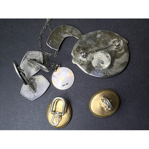 642D - A collection of silver and other cuff links etc